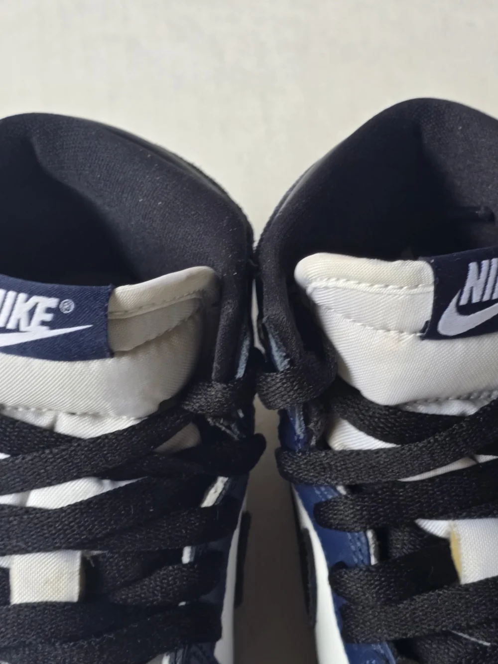 Kids Nike Air Jordan 1 Sneakers Retro High OG